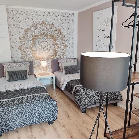 Apartment For Family & Friends Eisingen Dış mekan fotoğraf